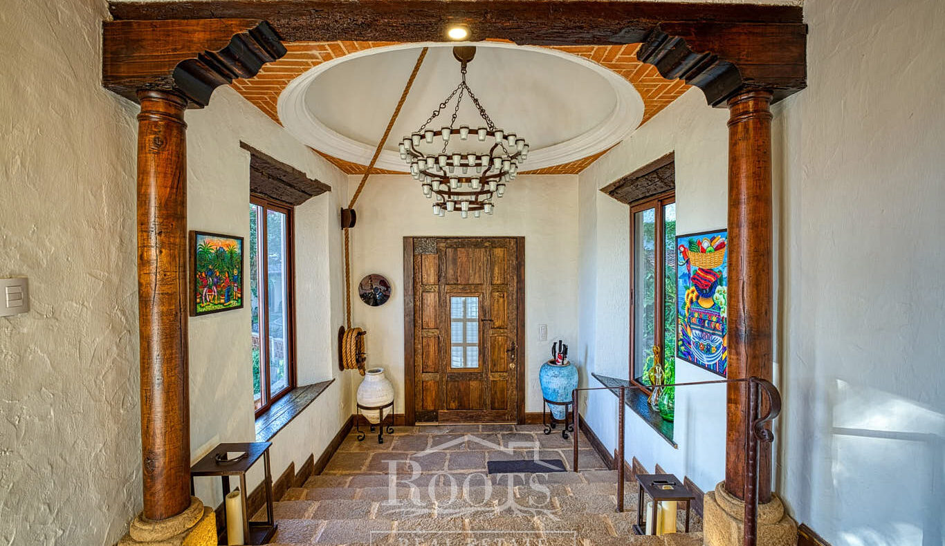 casa venta el hato casco urbano de antigua guatemala roots real estate bienes raices antigua guatemala